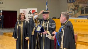 Θεσσαλονίκη: Επίτιμος διδάκτωρ του ΑΠΘ ανακηρύχθηκε ο κορυφαίος Έλληνας αθλητής Νίκος Γκάλης (ΦΩΤΟ &amp; ΒΙΝΤΕΟ)