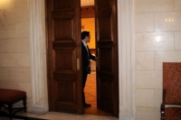 Διυπουργική στο Μαξίμου για το προσφυγικό