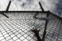 Πάνω από 1.200 ασυνόδευτα προσφυγόπουλα περιμένουν θέση σε δομές