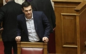 Σήμα Τσίπρα για σύγκρουση ή συμβιβασμό