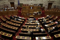 Κόντρες στη Βουλής για την κατάθεση τροπολογιών