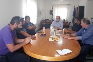 Συνάντηση εργασίας του Δημήτρη Κυριακίδη με Κοινοτάρχες στη Δημοτική Ενότητα Χέρσου
