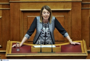 Βουλή: Ψηφίστηκε επί των άρθρων το νομοσχέδιο για την ιθαγένεια