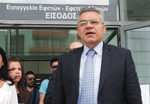 Μαντέλης και Τσουγκράνης επιστρέφουν χρήματα στο Δημόσιο