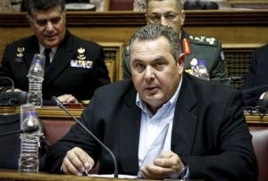 Σφίγγει ο κλοιός γύρω από τον Καμμένο