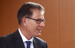 ΗΠΑ: Αναληθές ότι ο Μιούλερ ζήτησε από Deutsche Bank έγγραφα για Τραμπ