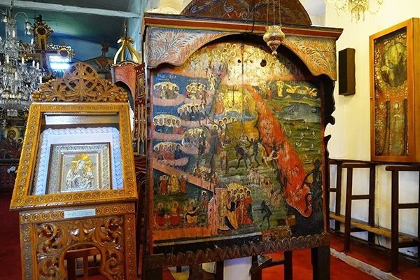 Ένα διαμάντι για τον θρησκευτικό τουρισμό, με ανεκτίμητα κειμήλια στο Κιλκίς: Ο χρυσοκέντητος Επιτάφιος και η Δευτέρα Παρουσία στο Κ. Θεοδωράκι
