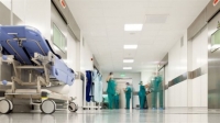 Με άδεια ταμεία τα δημόσια νοσοκομεία
