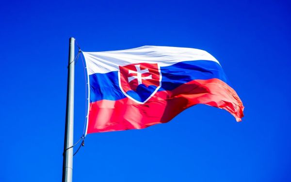 Η Σλοβακία ανακοίνωσε την διακοπή της αποστολής στρατιωτικής βοήθειας προς την Ουκρανία