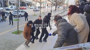 Θεσσαλονίκη – Μητέρα 39χρονου: «Αν ήμουν στο Τμήμα θα τον σκότωνα»