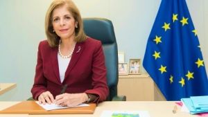Στ. Κυριακίδου: Η ΕΕ θα επιταχύνει εγκρίσεις εμβολίων προσαρμοσμένων σε παραλλαγές του νέου κορονοϊού