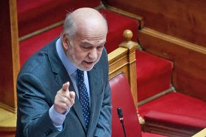 Φλωρίδης προς ΣΥΡΙΖΑ: Κρατήσατε τη Βουλή ανοιχτή για να αθωώσετε βαρυποινίτες