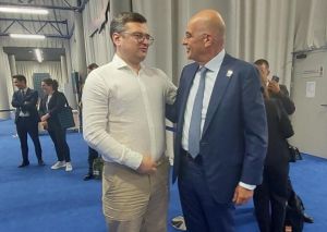 Συνάντηση Δένδια – Κουλέμπα στη σύνοδο κορυφής του ΝΑΤΟ