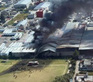 Αεροπορική τραγωδία στο Μεξικό: Τουλάχιστον δέκα θάνατοι από πτώση ιδιωτικού τζετ