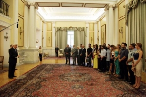 Παυλόπουλος: Αδιαπραγμάτευτη η πορεία εντός ΕΕ και Ευρωζώνης