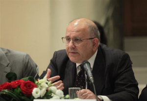 Ξυδάκης: Θα έπρεπε να ενημερωθούν οι πολιτικοί αρχηγοί για πΓΔΜ