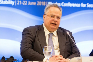 Με τον ΥΠΕΞ του Βιετνάμ συναντάται την Δευτέρα ο Κοτζιάς