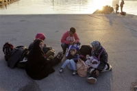 Εθελοντές γιατροί για τους πρόσφυγες στη Χίο