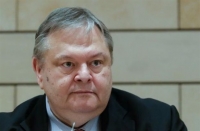 Βενιζέλος: Επαπειλούμενη οπισθοχώρηση το νομοσχέδιο για τα ΑΕΙ
