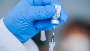 EMA: Αξιολογεί την αίτηση για άδεια κυκλοφορίας του εμβολίου της Novavax
