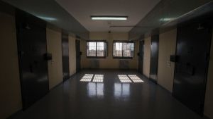 Θεσσαλονίκη: Φυλάκιση έξι μηνών σε 50χρονο που κυκλοφορούσε με αυτοσχέδιο σπαθί