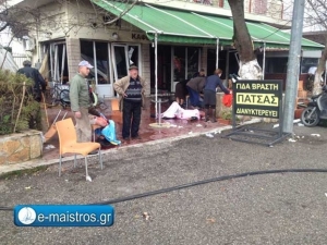 Δεκαεπτά τραυματίες από έκρηξη φιάλης υγραερίου στην Αμφιλοχία