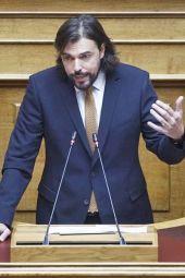 Π. Παππάς: Σε καθεστώς ομηρίας έθεσε το επικουρικό προσωπικό η κυβέρνηση