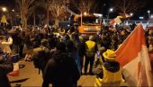 Γαλλία: Το «Κομβόι της Ελευθερίας» μπήκε στο Παρίσι και η αστυνομία απάντησε με δακρυγόνα