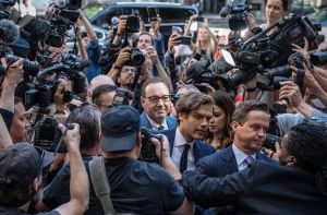 Κέβιν Σπέισι: Αθώος για την σεξουαλική παρενόχληση εφήβου