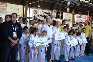 Κίνησις: Δυο χρυσά, τρία αργυρά και τέσσερα χάλκινα μετάλλια