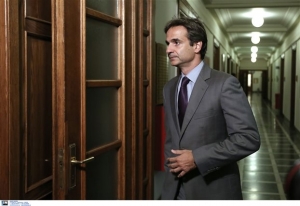 Μητσοτάκης:Λογικό να μιλούν Σαμαράς - Καραμανλής, δεν είμαστε ΠαΣοΚ