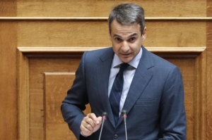 Μέλη του Ρουβίκωνα πέταξαν φέιγ βολάν έξω από την οικία του Κ.Μητσοτάκη