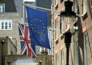 Υπέρ του Brexit η πλειονότητα των Βρετανών δείχνει δημοσκόπηση