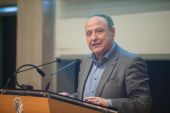 Αγγελούδης για Φωτόπουλο: «Με τη σεμνότητα και την ακεραιότητα του κέρδισε το σεβασμό και την εκτίμηση όλων»