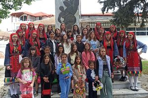 «Λαζαρίνες»: Η αναβίωση ενός εθίμου που κρατάει από την αρχαιότητα στην Γουμένισσα