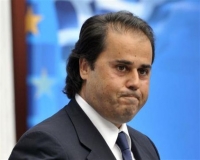 Υπόθεση Παπασταύρου: Στο προσκήνιο και πάλι τα 5 εκατ. ευρώ