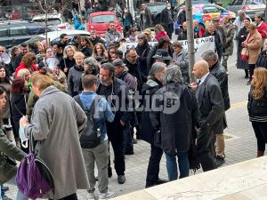 Θεσσαλονίκη: Αναβλήθηκε η δίκη του καθηγητή Δ. Κούβελα λόγω απουσίας μαρτύρων