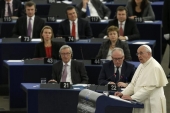 Πάπας:Κρίση και ανεργία από το βήμα της Ευρωβουλής