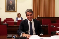 Λοβέρδος: Ο Μαρτίνης μου ζήτησε να κάνω τροπολογία για την πώληση του Ντινάν