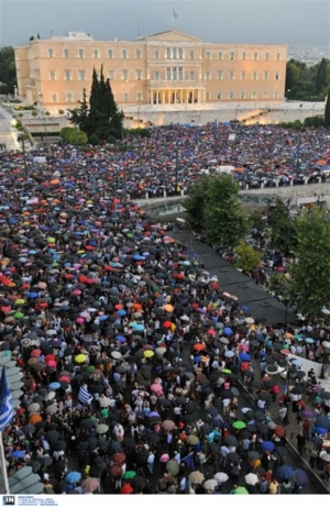 Η κοινωνία πήρε το «Ναι» στα χέρια της