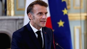 Εμανουέλ Μακρόν: Επανεξέταση του ειρηνευτικού σχεδίου για την Ουκρανία με τη συμμετοχή των Ευρωπαίων