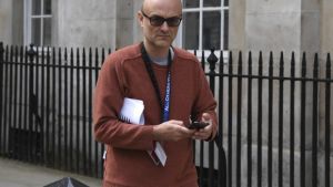 Mirror και Observer: Και δεύτερη παραβίαση του lockdown από τον Ντόμινικ Κάμινγκς