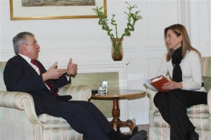 Βρετανία: Σε πολιτικό σκάνδαλο φέρονται να εμπλέκονται Τζακ Στρο και Μ.Ρίφκιντ
