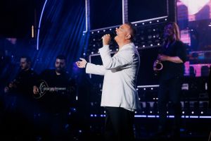 Αντώνης Ρέμος: Ακύρωσε τις εμφανίσεις του λόγω ιατρικού προβλήματος