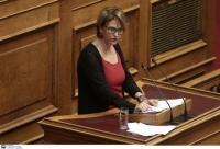 Ρεπούση: Τα Κοινοβούλια δε μπορούν να αποφαίνονται για το ιστορικό παρελθόν