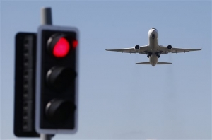 <div>Χίθροου: Απετράπη σύγκρουση Airbus με τηλεκατευθυνόμενο, στο παρά 5'</div>