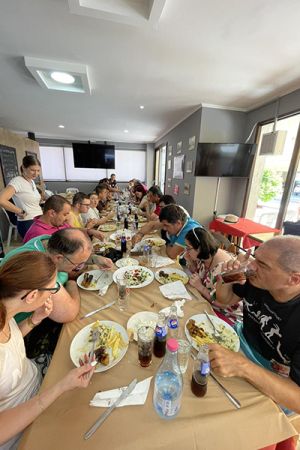 Στην ταβέρνα το Σαλάτς οι ωφελούμενοι του Κέντρου Κοινωνικής Στήριξης Κιλκίς