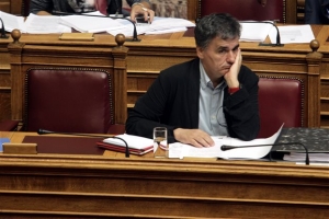 Τσακαλώτος:Οι θεσμοί να δείξουν ευελιξία σε θέματα με κοινωνικές επιπτώσεις