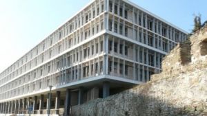 Φάρσα αποδείχθηκε το τηλεφώνημα για βόμβα στα δικαστήρια
