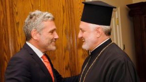 Νέα Υόρκη: Εθιμοτυπική συνάντηση του αρχιεπισκόπου Αμερικής με τον νέο γενικό πρόξενο της Ελλάδας
